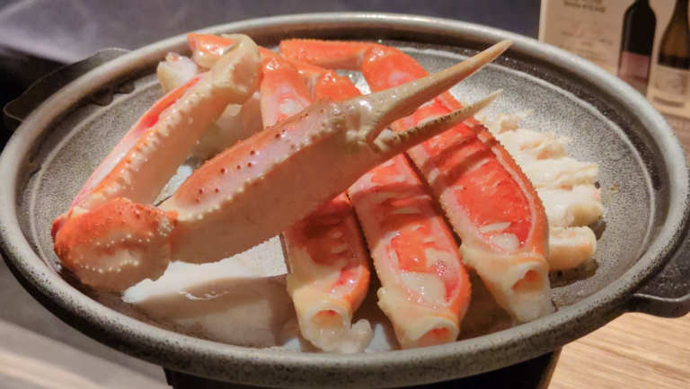 Phục Vụ Bữa Tối Kaiseki Ở Ryokan: Khi Mỗi Món Ăn Là Một Câu Chuyện