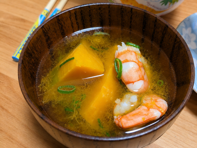 Canh Bí Đỏ Kabocha Nấu Tôm